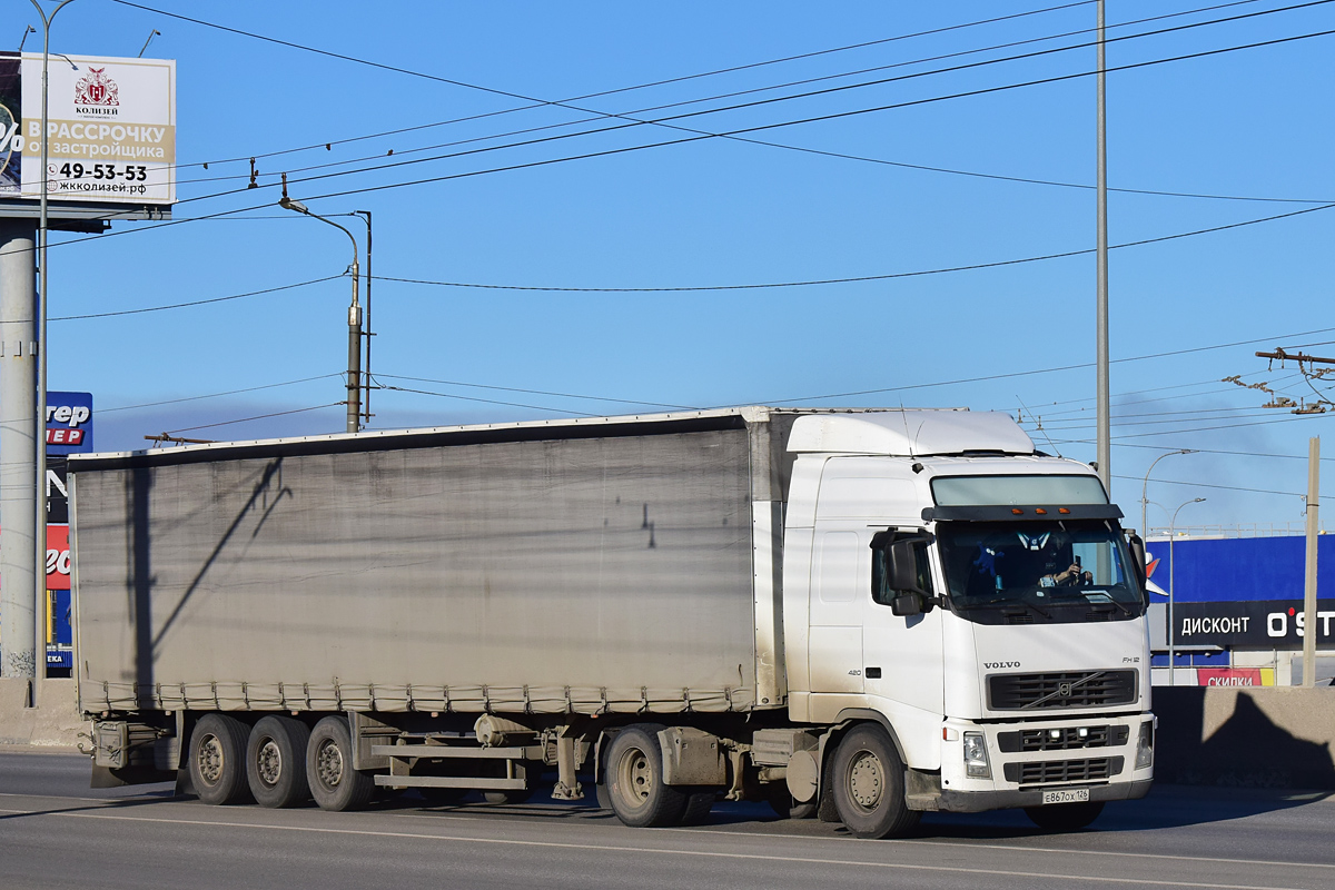 Ставропольский край, № Е 867 ОХ 126 — Volvo ('2002) FH12.420