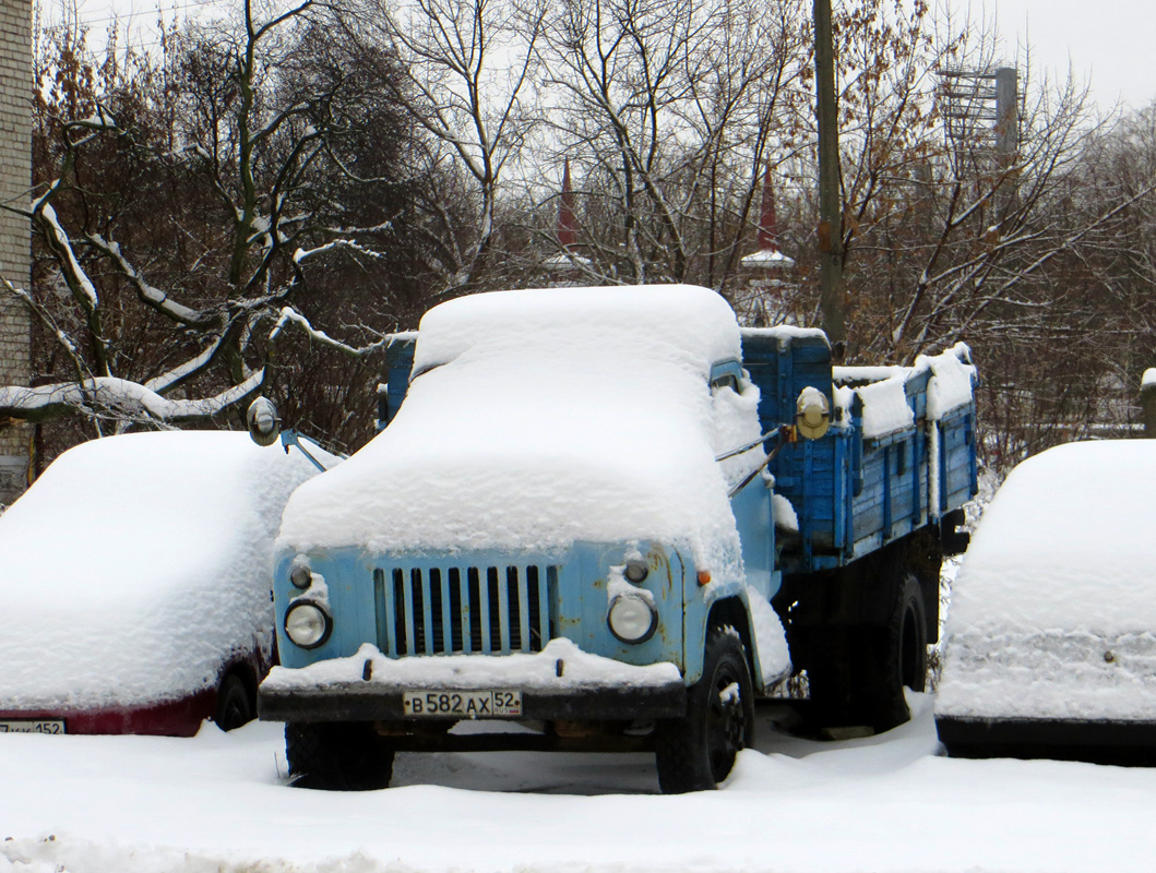 Нижегородская область, № В 582 АХ 52 — ГАЗ-52-01