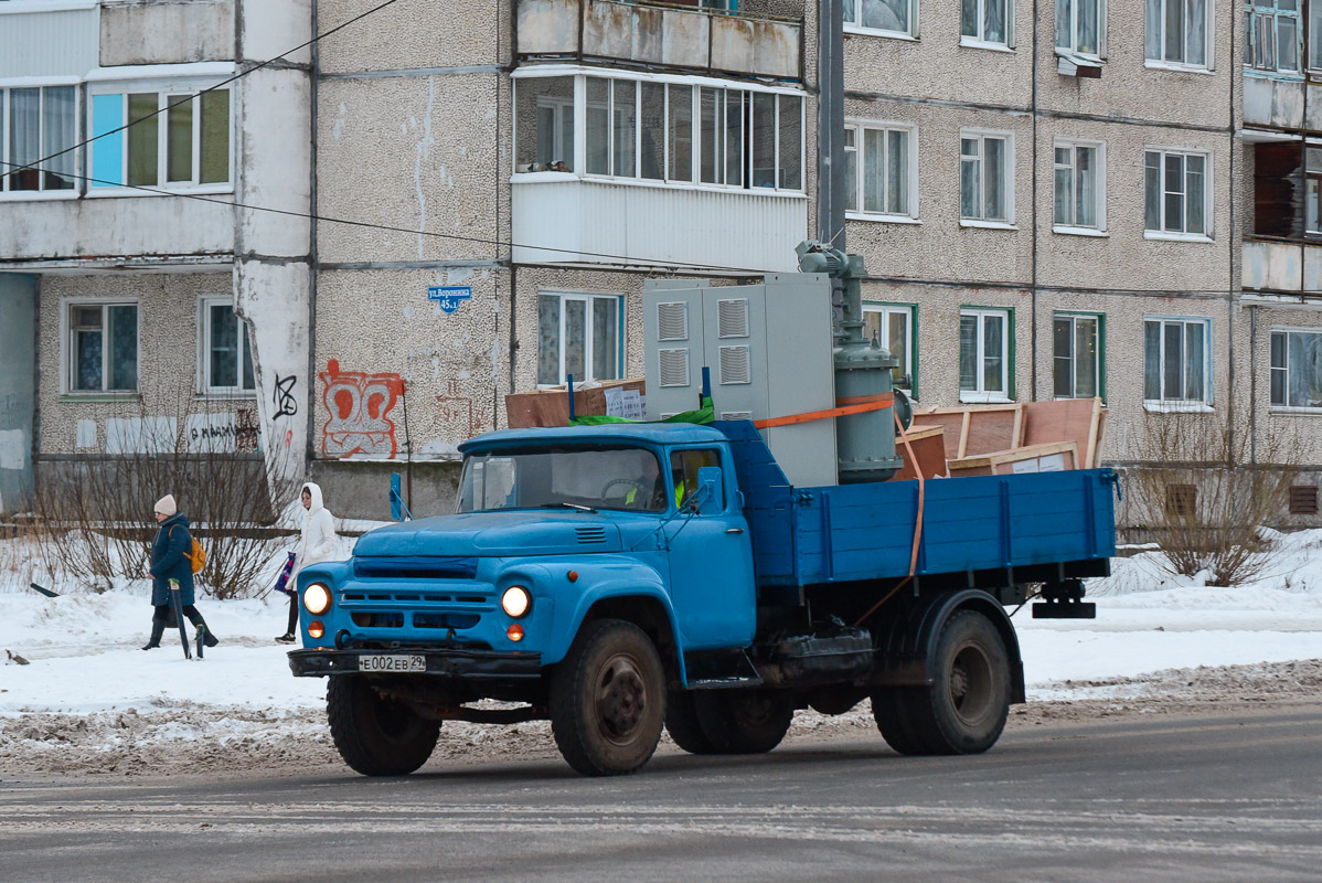 Архангельская область, № Е 002 ЕВ 29 — ЗИЛ-130