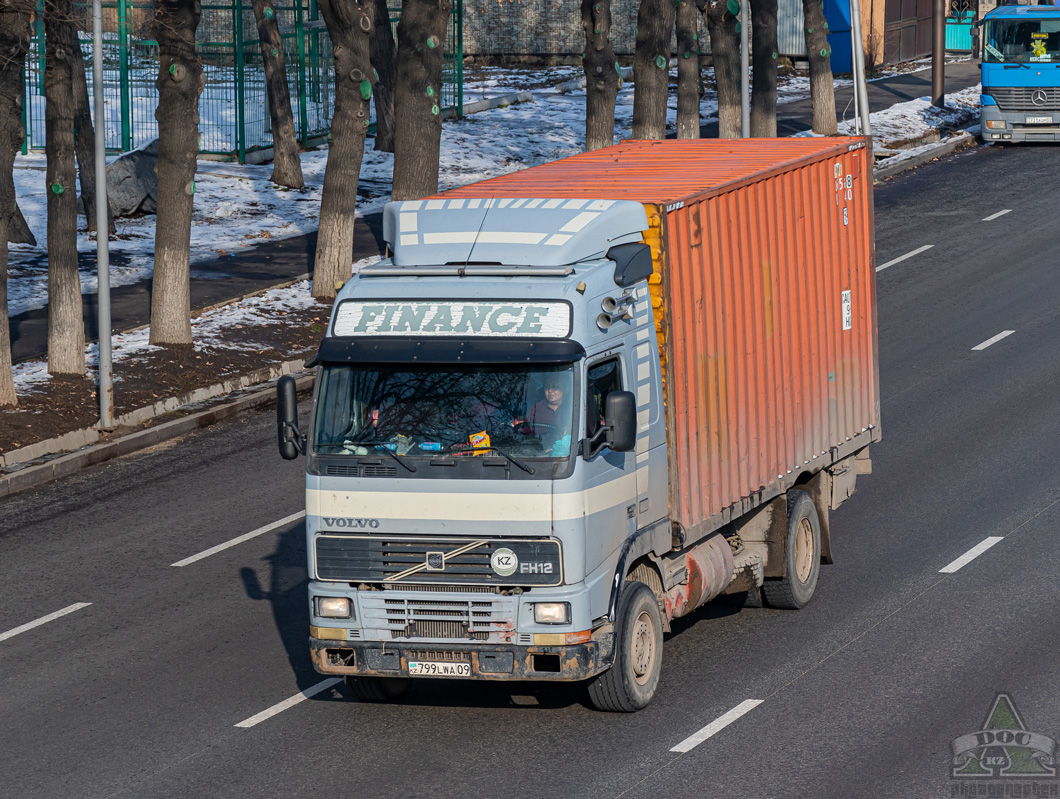 Карагандинская область, № 799 LWA 09 — Volvo ('1993) FH12.420