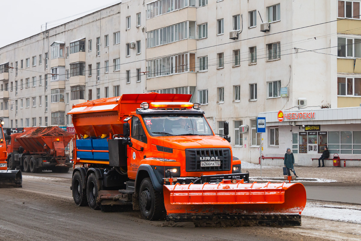 Башкортостан, № В 266 РА 702 — Урал NEXT 73945