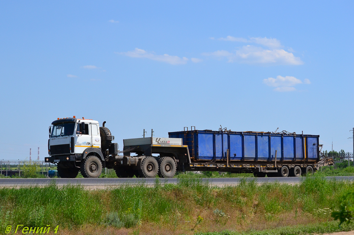 Волгоградская область, № Е 842 НО 134 — МАЗ-642508