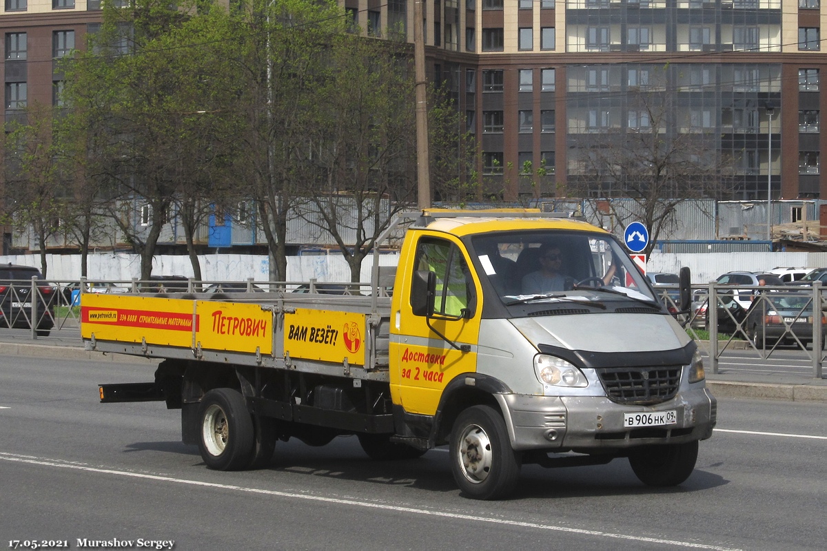 Санкт-Петербург, № В 906 НК 09 — ГАЗ-331041 "Валдай"