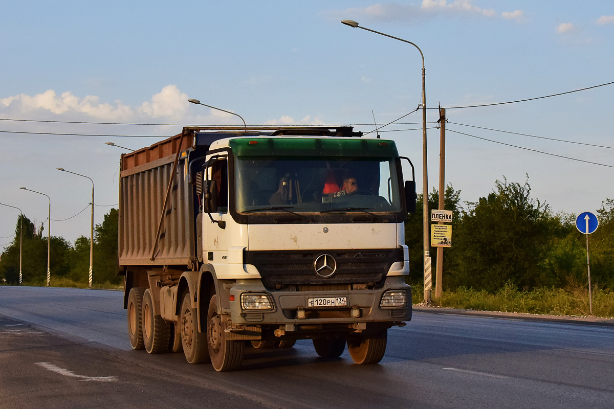 Волгоградская область, № Е 120 РН 134 — Mercedes-Benz Actros '09 4141 [Z9M]