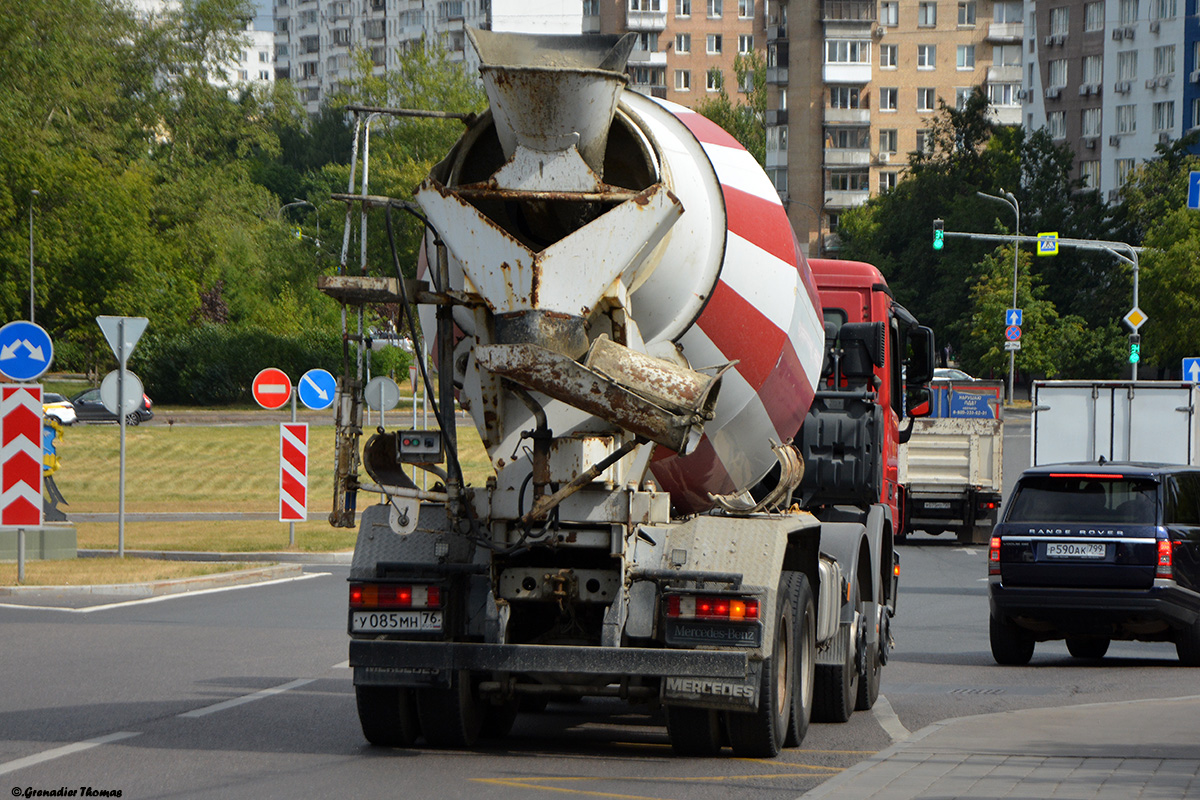 Москва, № У 085 МН 76 — Mercedes-Benz Actros ('2009) 4141