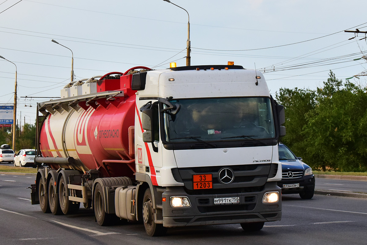 Волгоградская область, № М 991 ТК 750 — Mercedes-Benz Actros '09 1841 [Z9M]