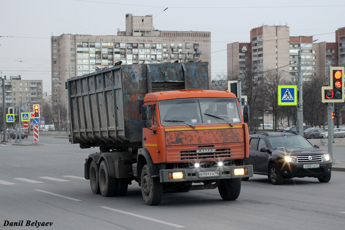 Санкт-Петербург, № В 104 УА 98 — КамАЗ-53215-15 [53215R]