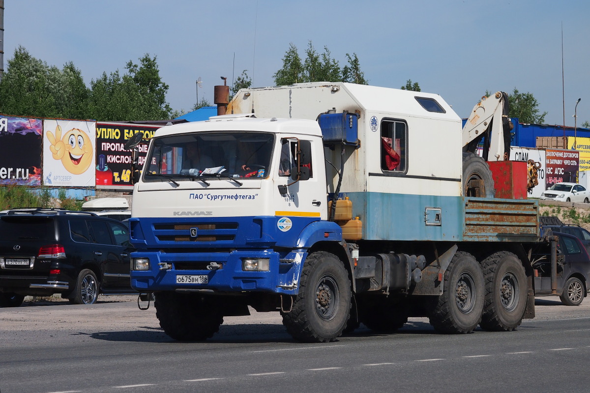 Ханты-Мансийский автоном.округ, № О 675 ВН 186 — КамАЗ-43118-46