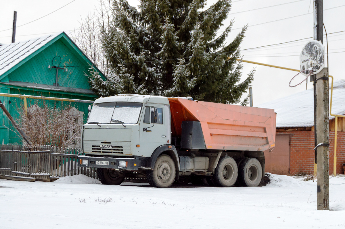 Свердловская область, № О 318 АА 196 — КамАЗ-55111-01 [55111A]