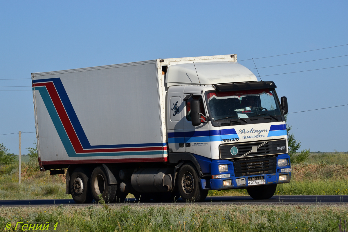 Нижегородская область, № Р 702 НУ 152 — Volvo ('1993) FH12.420