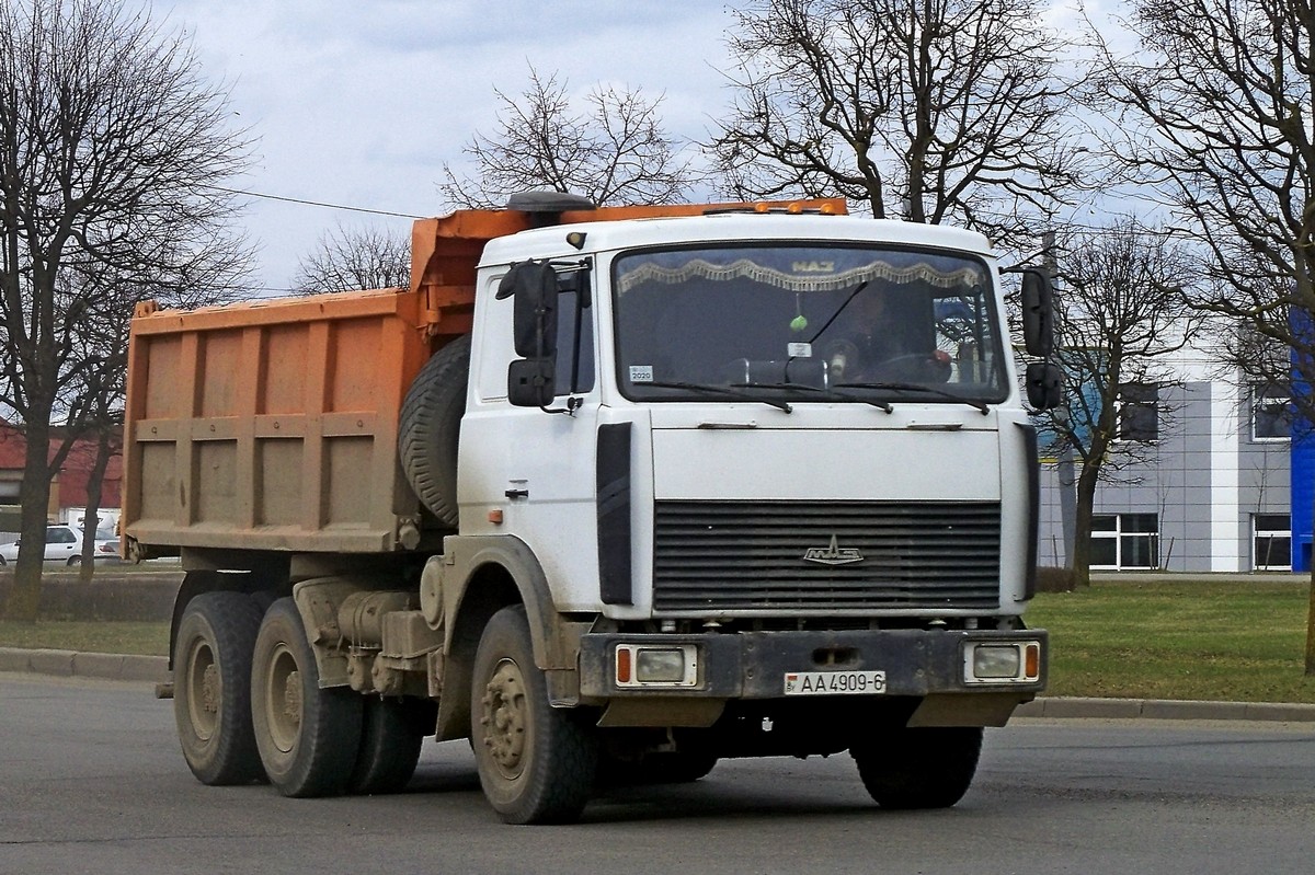 Могилёвская область, № АА 4909-6 — МАЗ-5516 (общая модель)