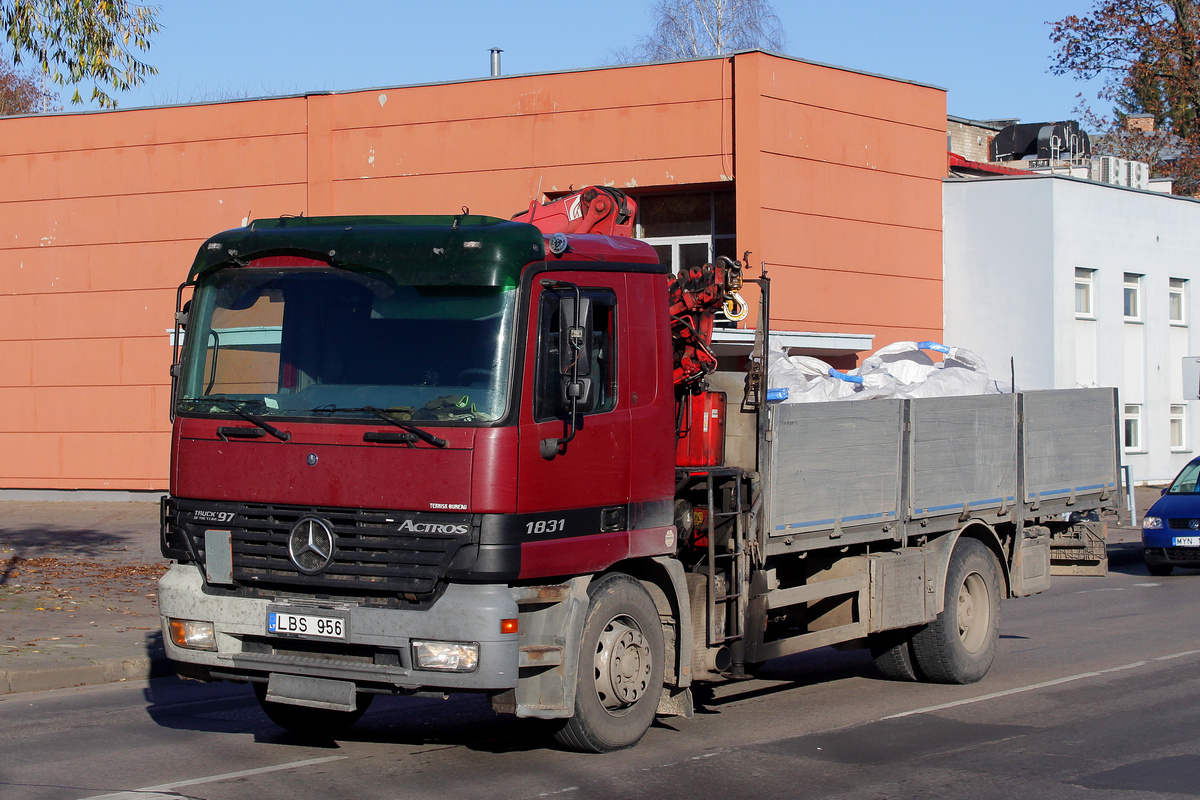 Литва, № LBS 956 — Mercedes-Benz Actros ('1997) 1831