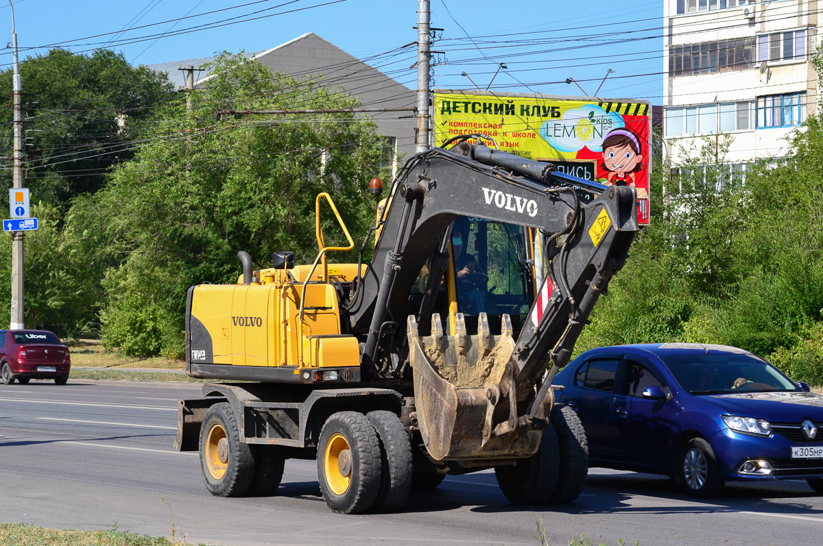 Волгоградская область, № 9287 СН 34 — Volvo EW145