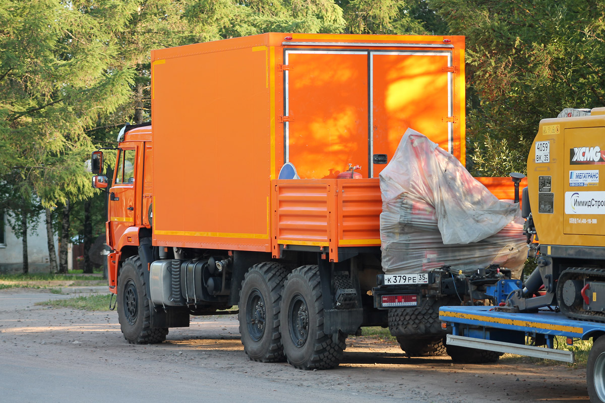 Вологодская область, № К 379 РЕ 35 — КамАЗ-43118-50