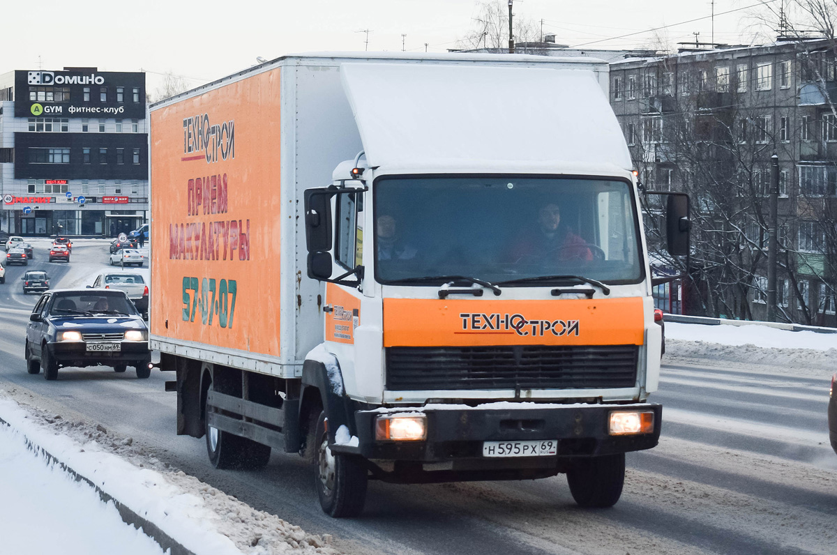 Тверская область, № Н 595 РХ 69 — Mercedes-Benz Atego (общ.м)