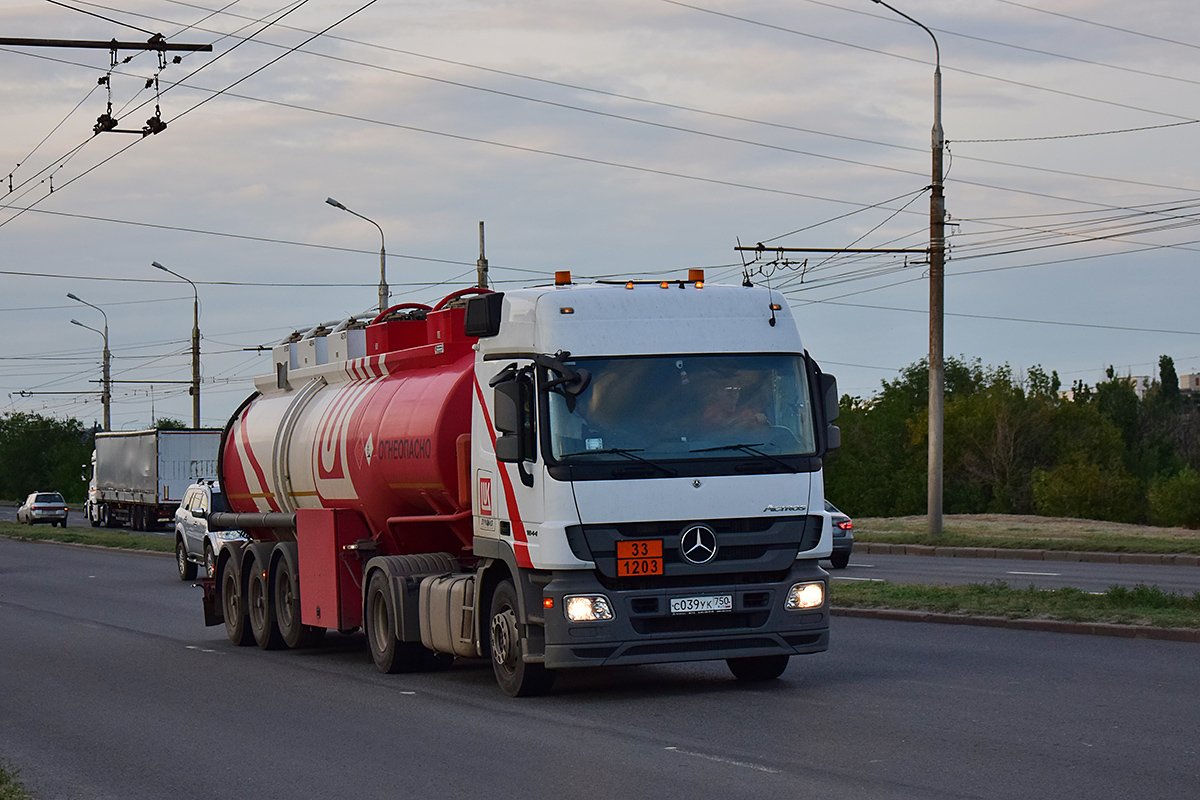 Волгоградская область, № С 039 УК 750 — Mercedes-Benz Actros '09 1844 [Z9M]