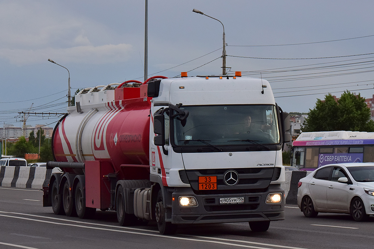 Волгоградская область, № О 905 УМ 750 — Mercedes-Benz Actros '09 1844 [Z9M]