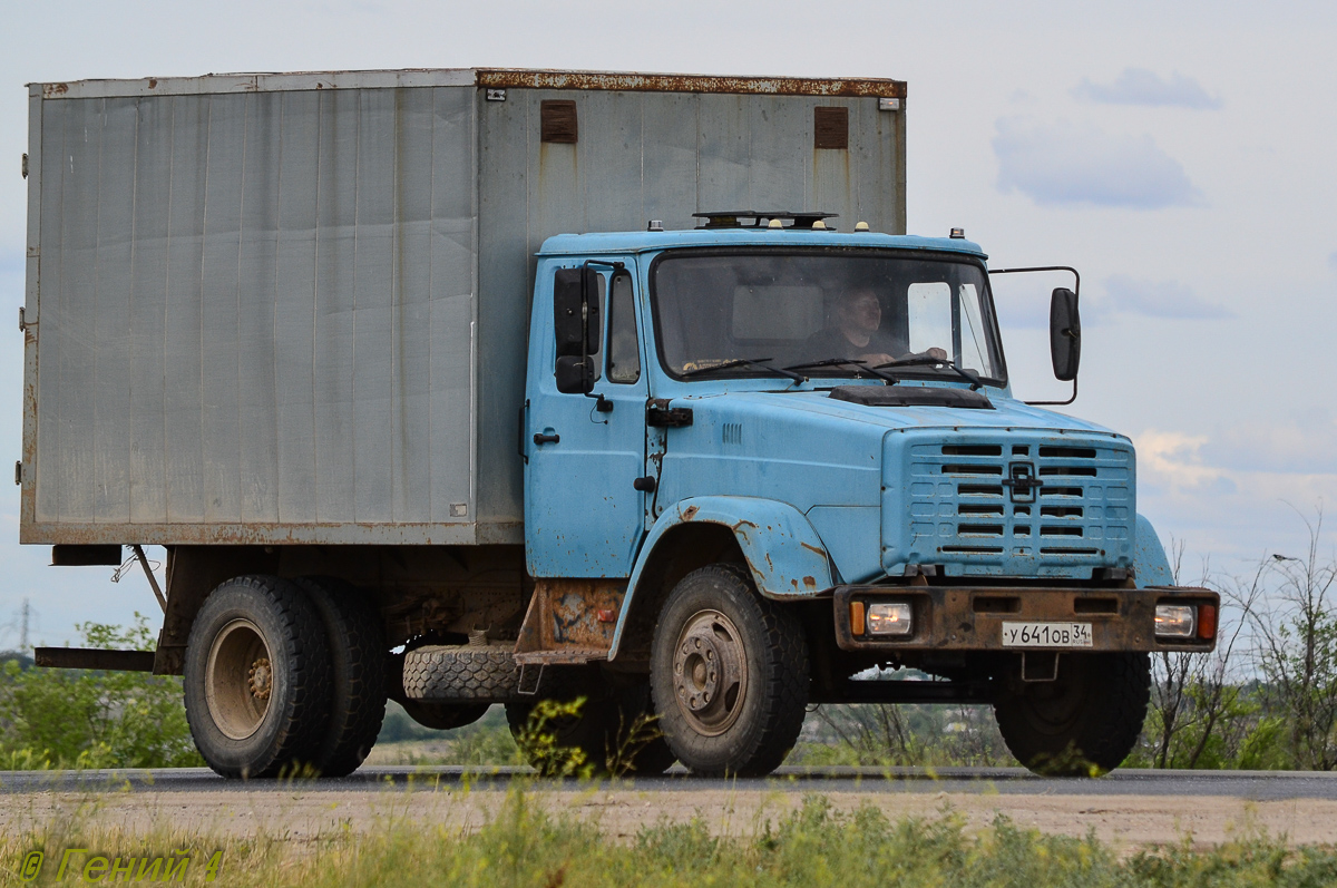 Волгоградская область, № У 641 ОВ 34 — ЗИЛ-432932