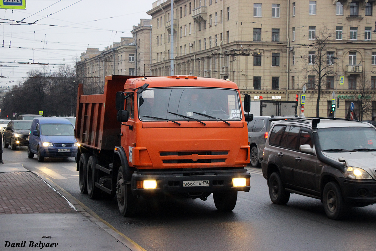 Санкт-Петербург, № В 664 ОА 178 — КамАЗ-65115-62