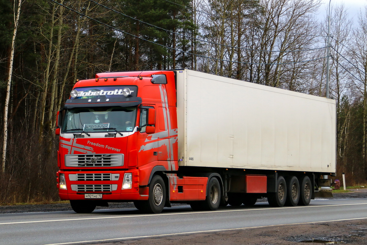 Карелия, № М 921 НЕ 10 — Volvo ('2002) FH12.520