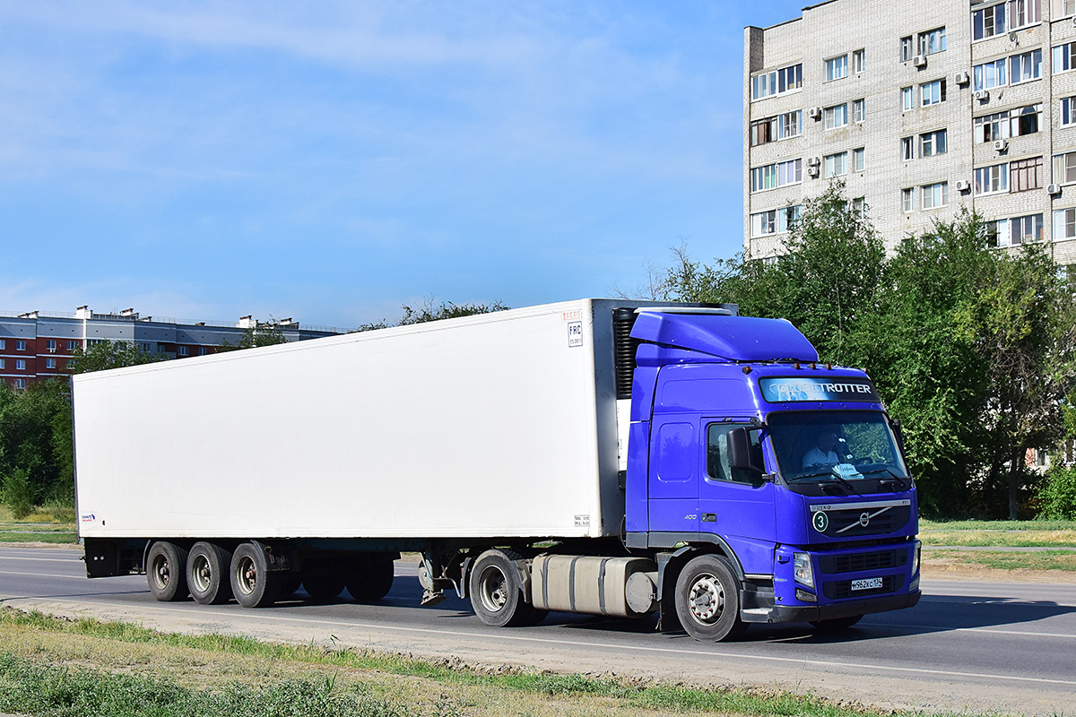 Волгоградская область, № М 962 КС 134 — Volvo ('2010) FM.400