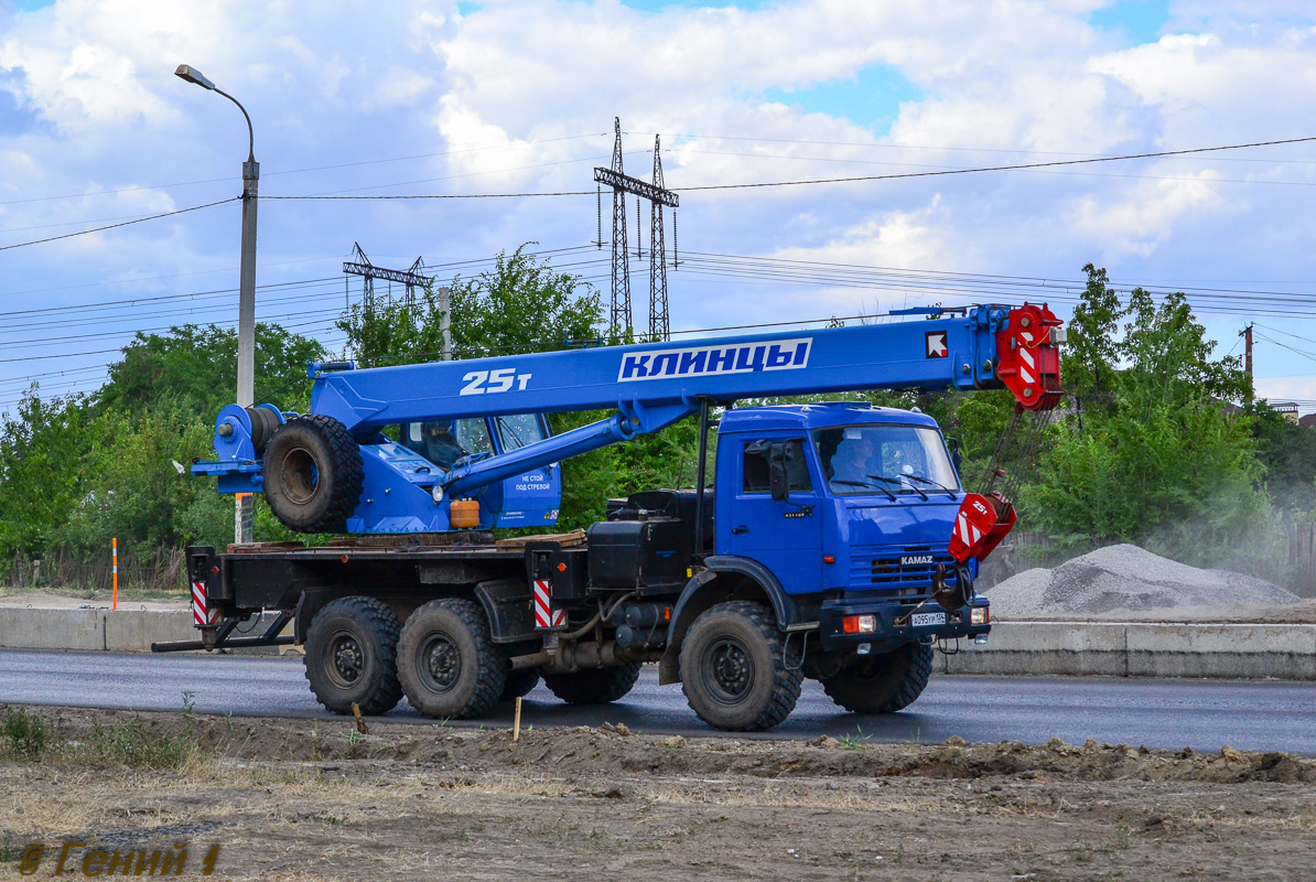 Волгоградская область, № А 095 УР 134 — КамАЗ-43118-15 [43118R]