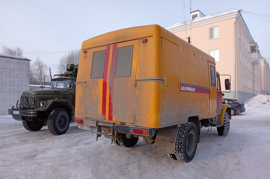 Свердловская область, № Т 881 ВО 66 — ЗИЛ-433362