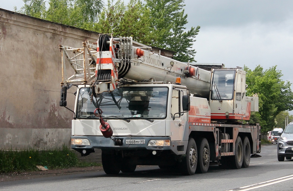 Псковская область, № О 668 МУ 60 — Zoomlion (общая модель)