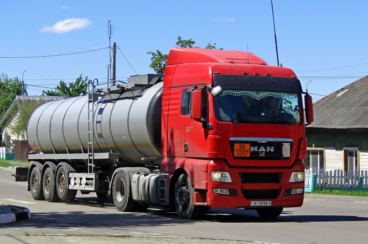 Минская область, № АТ 8789-5 — MAN TGX ('2007) 18.440