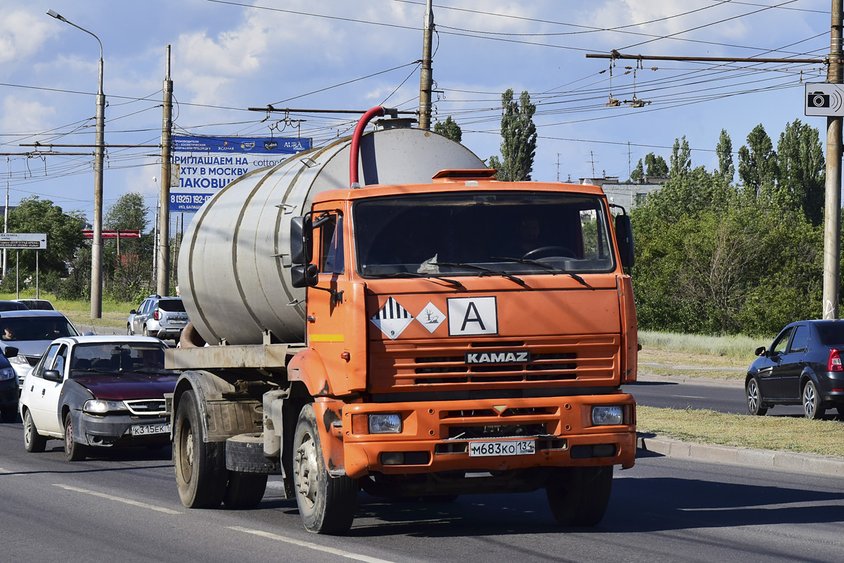 Волгоградская область, № М 683 КО 134 — КамАЗ-53605-62