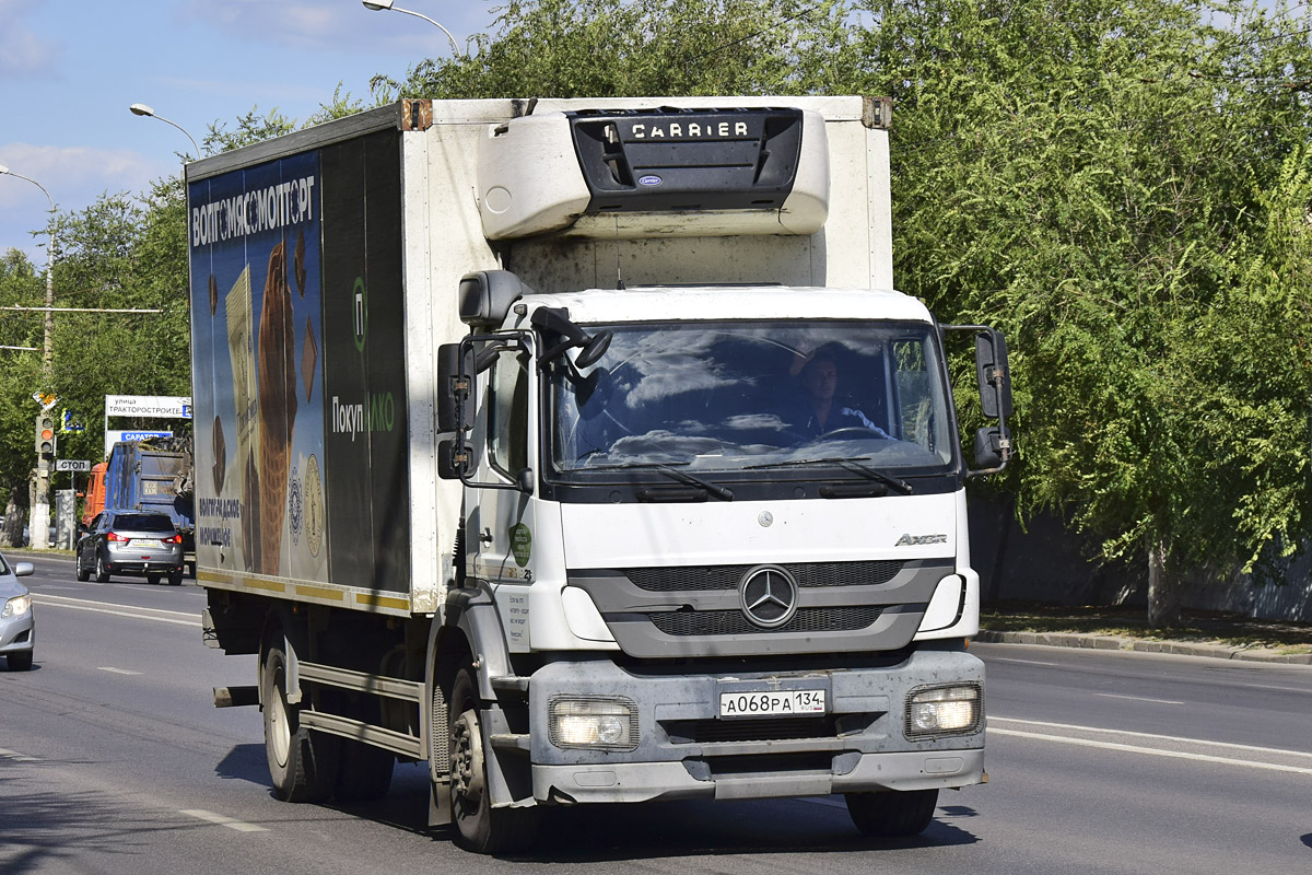 Волгоградская область, № А 068 РА 134 — Mercedes-Benz Axor 1823