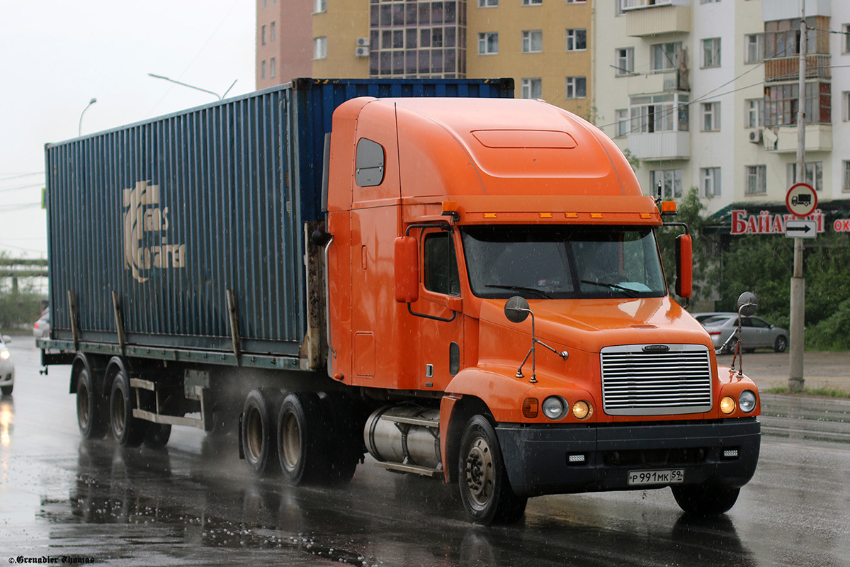 Саха (Якутия), № Р 991 МК 59 — Freightliner Century Class