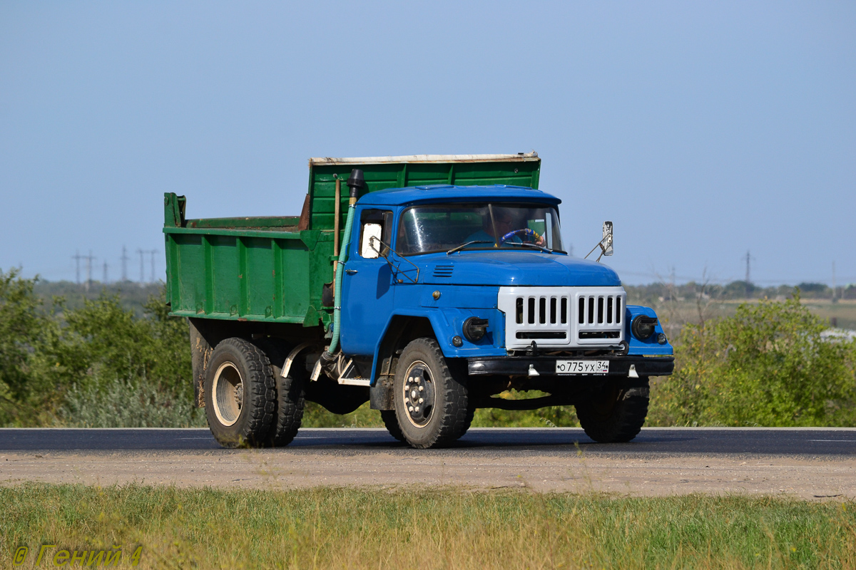 Волгоградская область, № О 775 УХ 34 — ЗИЛ-495810