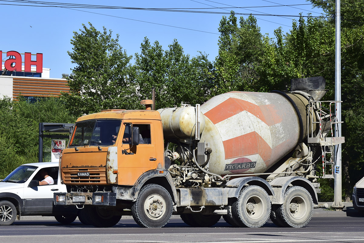 Волгоградская область, № У 377 КХ 34 — КамАЗ-55111-15 [55111R]