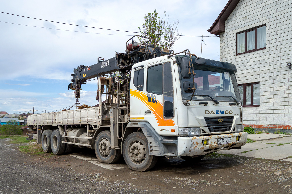 Свердловская область, № М 712 НС 196 — Daewoo Ultra Royal