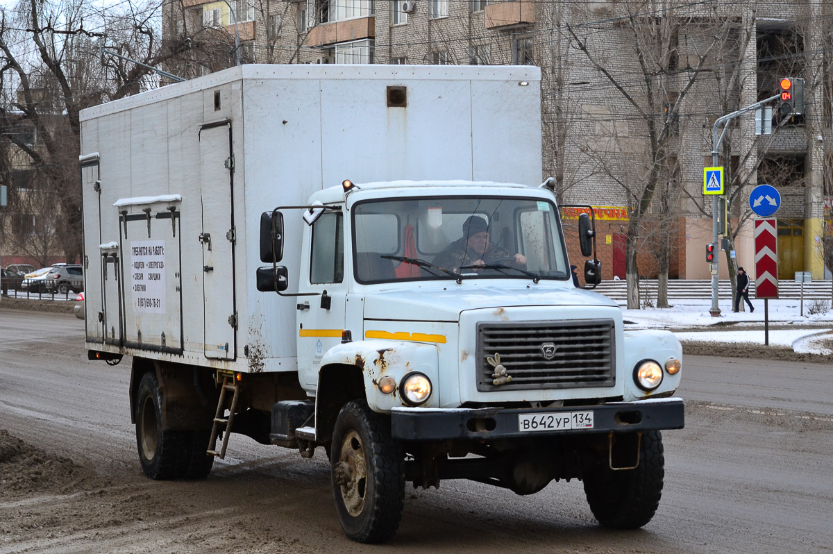 Волгоградская область, № В 642 УР 134 — ГАЗ-33086 «Земляк»