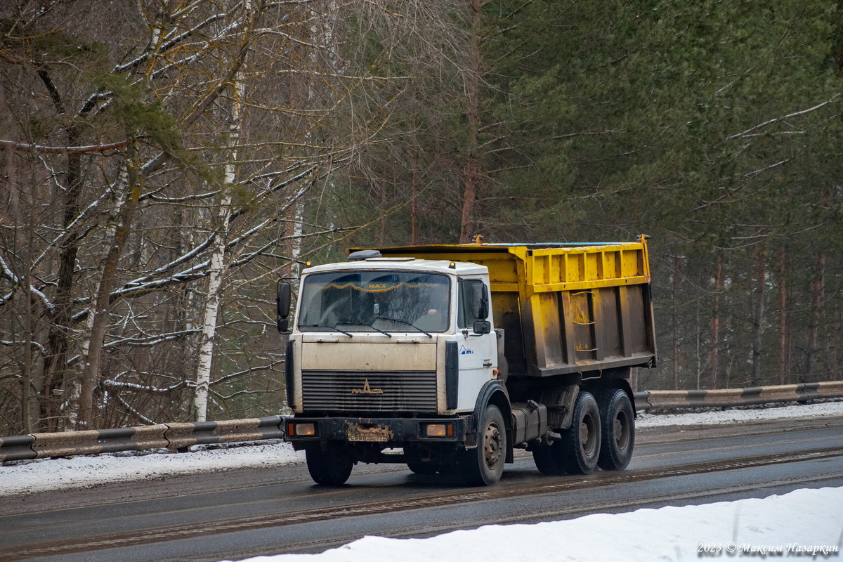 Рязанская область, № Е 864 ОС 197 — МАЗ-551605