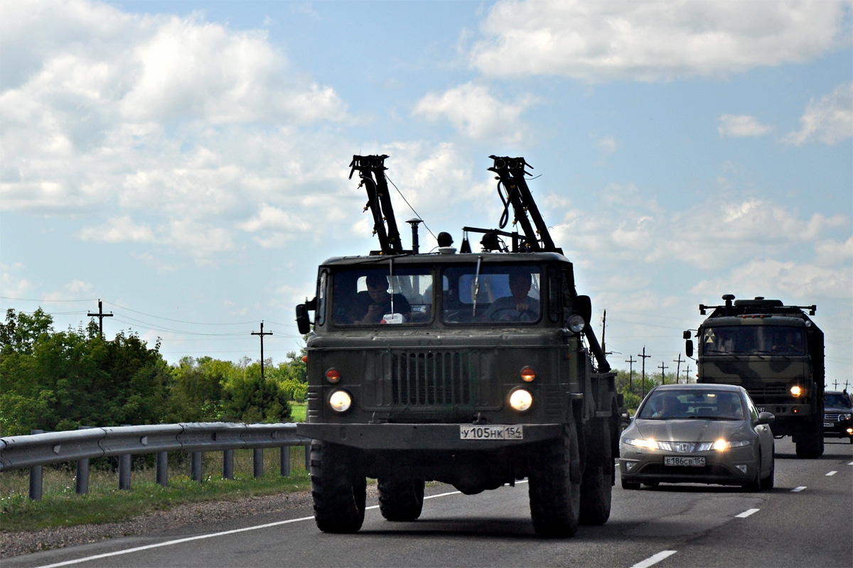 Новосибирская область, № У 105 НК 154 — ГАЗ-66 (общая модель)