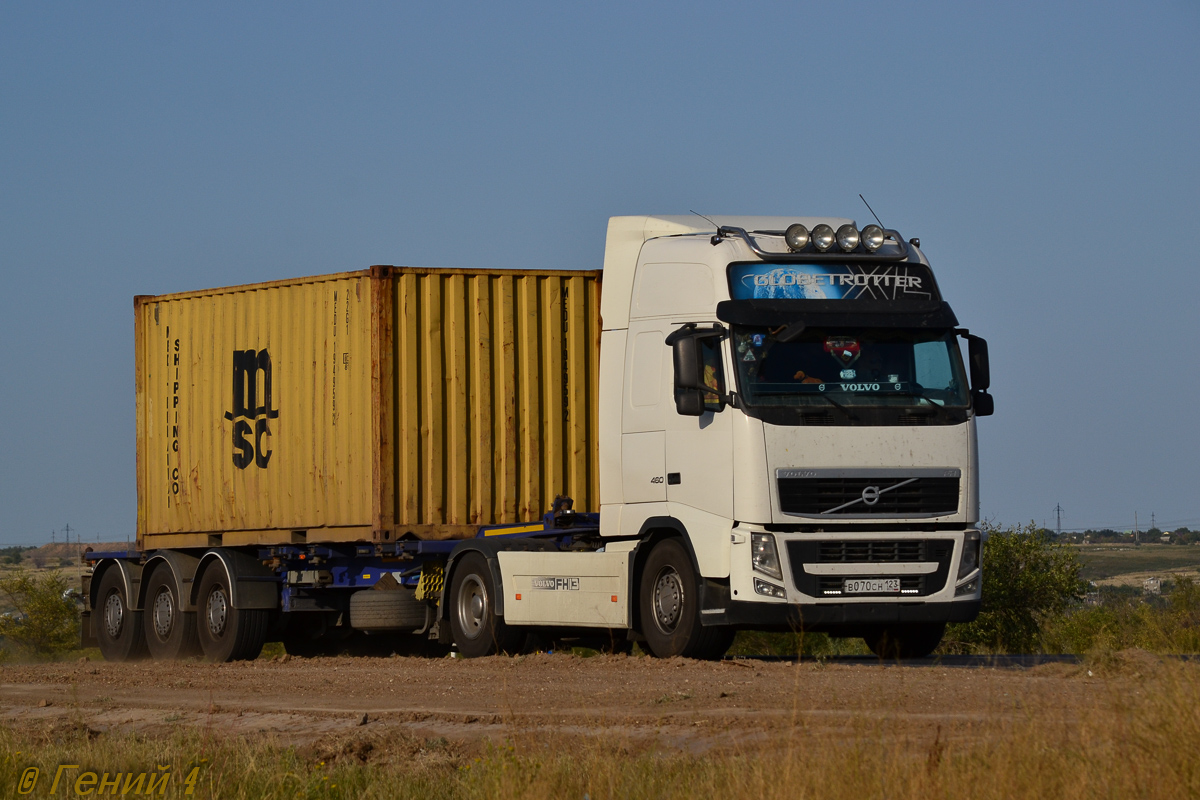 Краснодарский край, № В 070 СН 123 — Volvo ('2008) FH.460