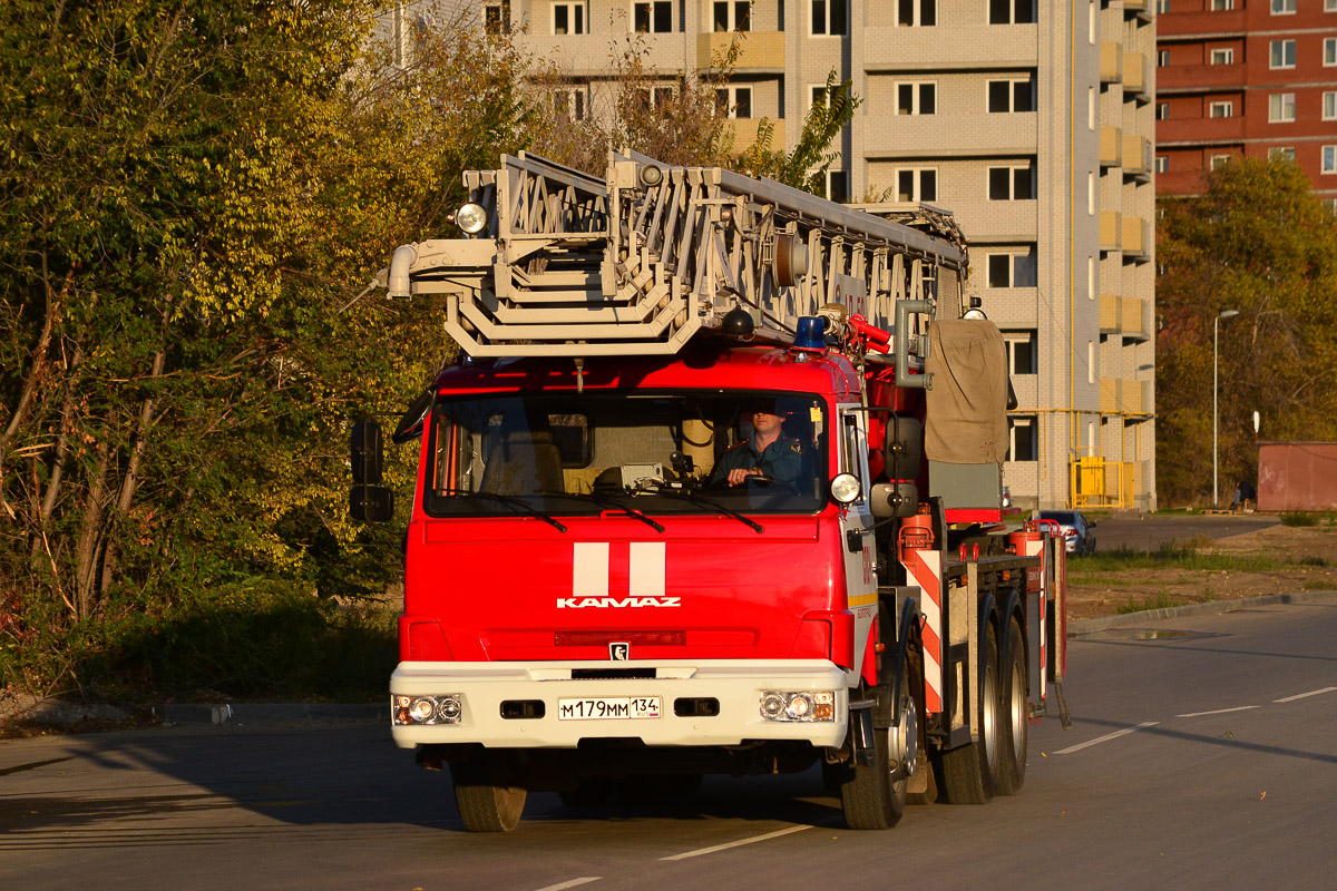 Волгоградская область, № М 179 ММ 134 — КамАЗ-65115-A4