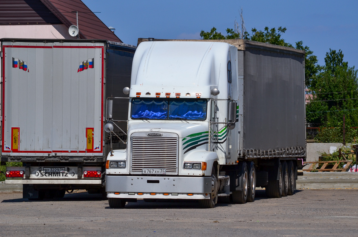 Волгоградская область, № А 767 ХН 34 — Freightliner FLD 120