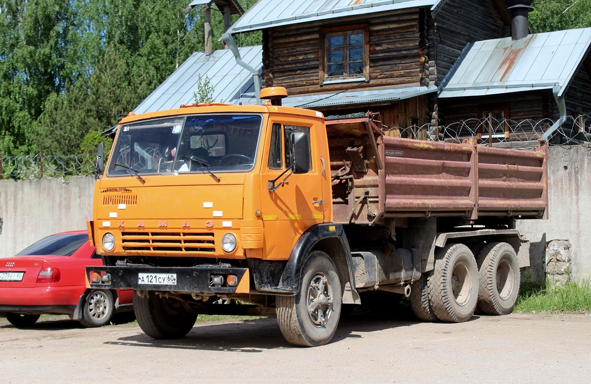 Псковская область, № А 121 СУ 60 — КамАЗ-5320