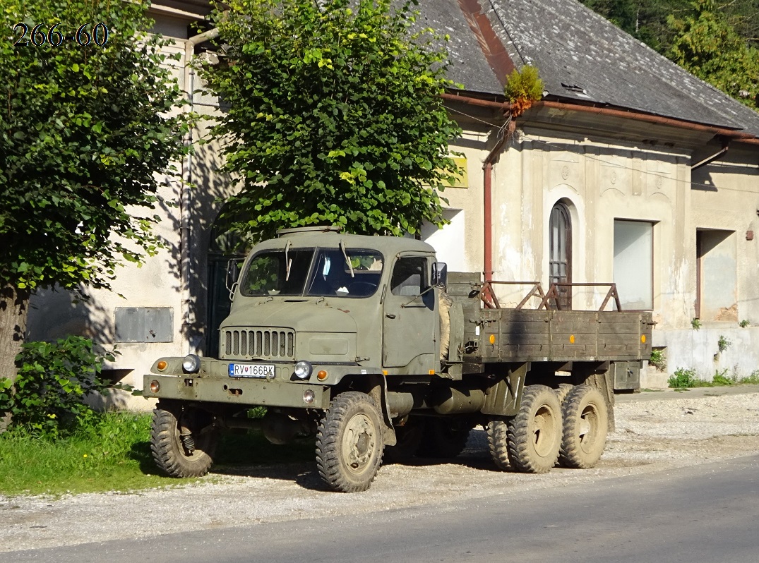 Словакия, № RV-166BK — Praga V3S