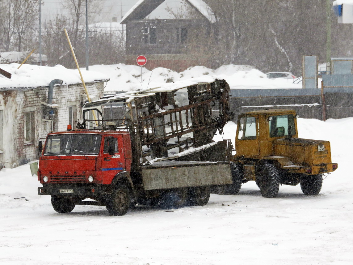 Кировская область, № В 422 АУ 43 — КамАЗ-5320