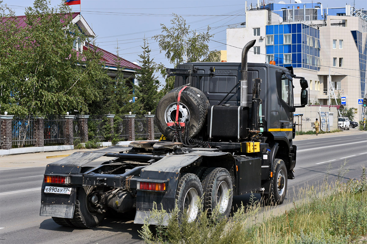 Саха (Якутия), № Е 890 АУ 774 — IVECO-AMT Trakker ('2013)