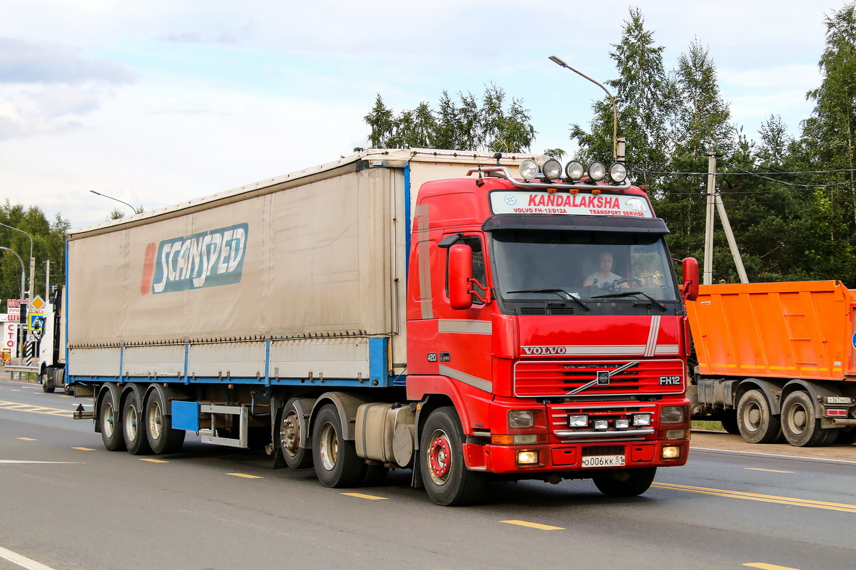 Мурманская область, № С 006 КК 51 — Volvo ('1993) FH12.420