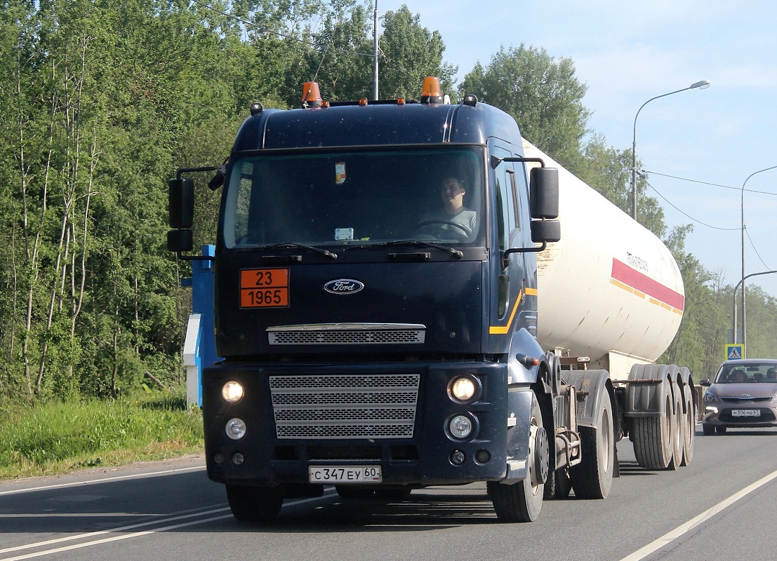 Псковская область, № С 347 ЕУ 60 — Ford Cargo ('2007) 1838T