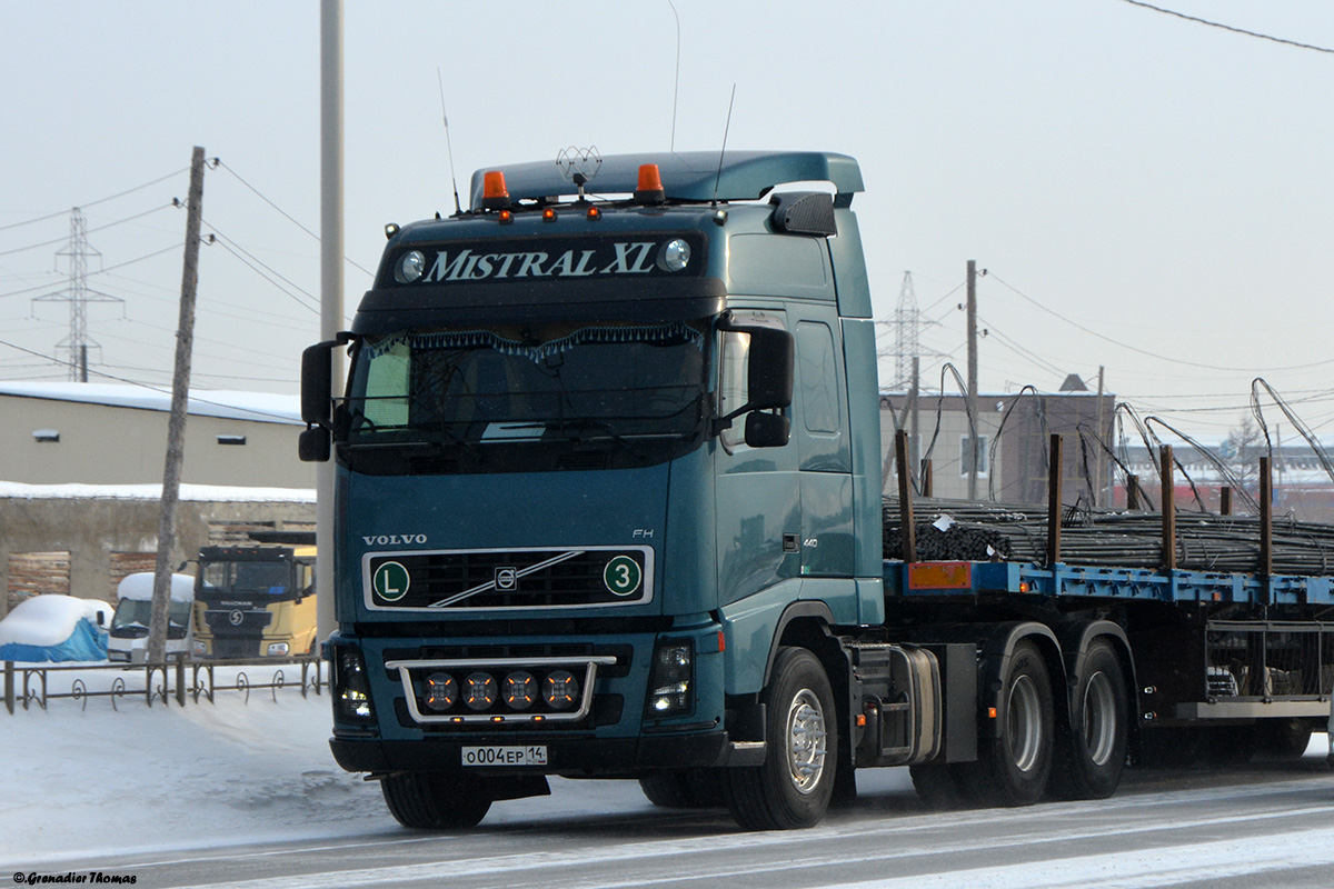 Саха (Якутия), № О 004 ЕР 14 — Volvo ('2002) FH12.440