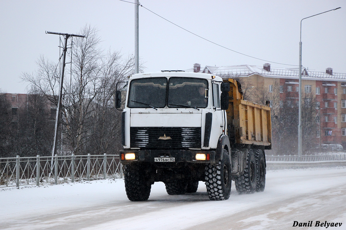 Ненецкий автономный округ, № А 976 ВС  83 — МАЗ-651705