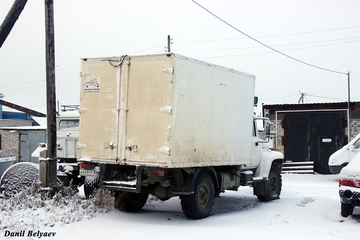 Ненецкий автономный округ, № А 049 ТТ 83 — ГАЗ-33081 «Садко»